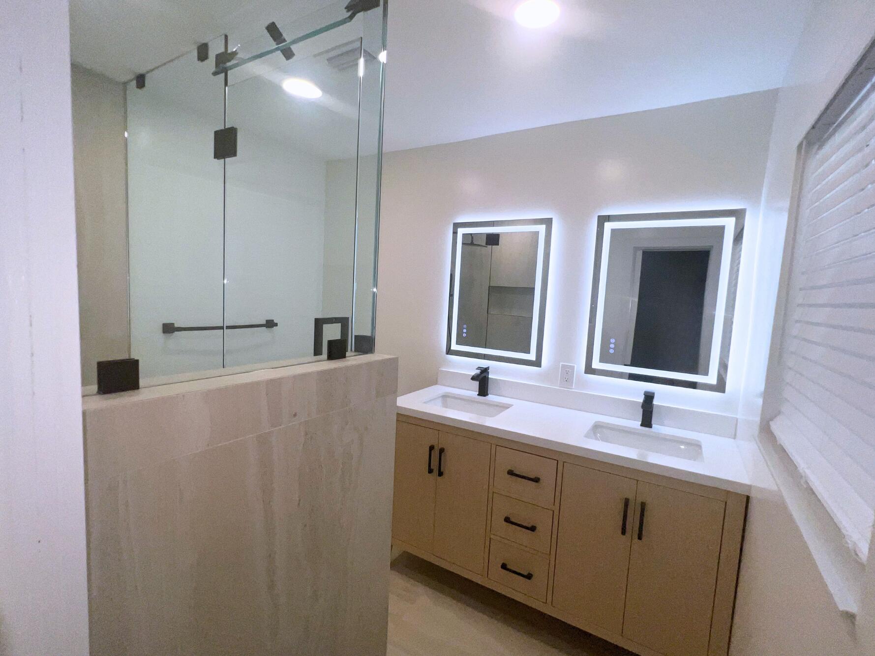 1260 Manor Drive Riviera Beach, FL 33404 - Photo 15 of 56 Double vanity MBath