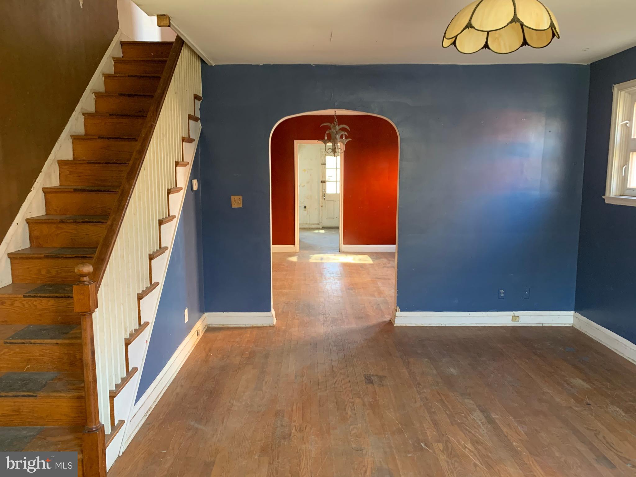 4630 Harcourt Road Baltimore, MD 21214 - Photo 2 of 10 Gallery Image 2