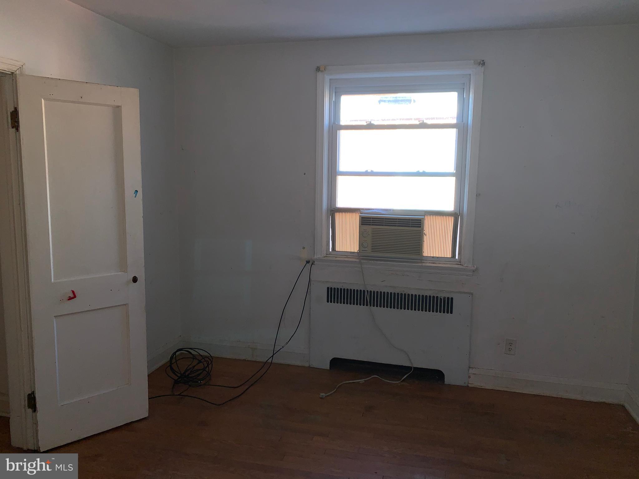 4630 Harcourt Road Baltimore, MD 21214 - Photo 5 of 10 Gallery Image 5