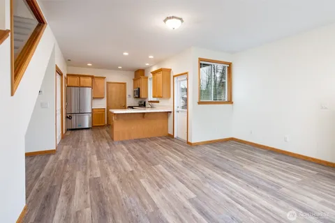 $1,049,500 | 1100 East Illinois Street, Bellingham, WA 98226