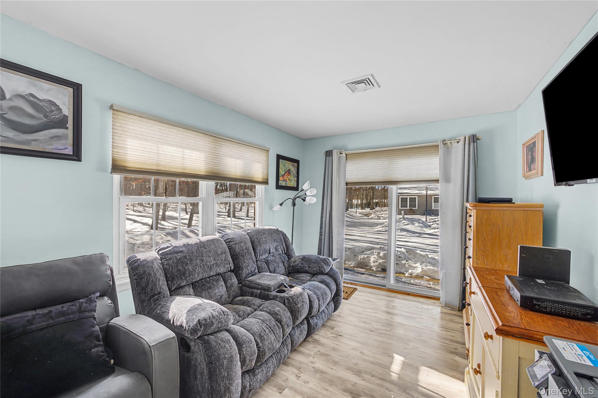 230 Blackpool Court, Unit A Ridge, NY 11961 - Photo 17 of 25