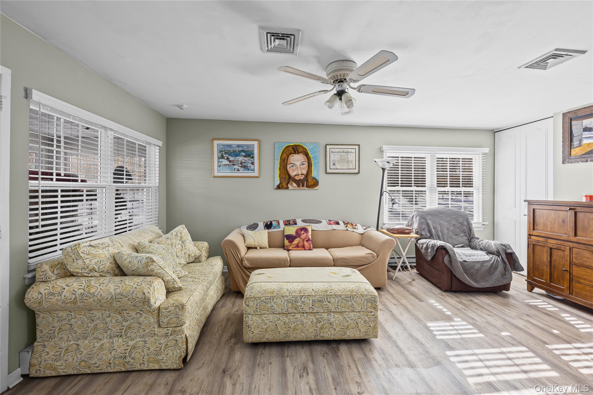 230 Blackpool Court, Unit A Ridge, NY 11961 - Photo 6 of 25