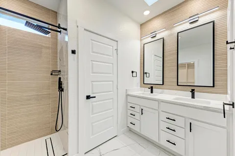 $460,000 | 7416 Peggie Nell Drive, Austin, TX 78724