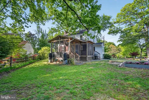 $1,075,000 | 312 Lincoln Avenue, Falls Church, VA 22046