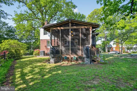 $1,075,000 | 312 Lincoln Avenue, Falls Church, VA 22046