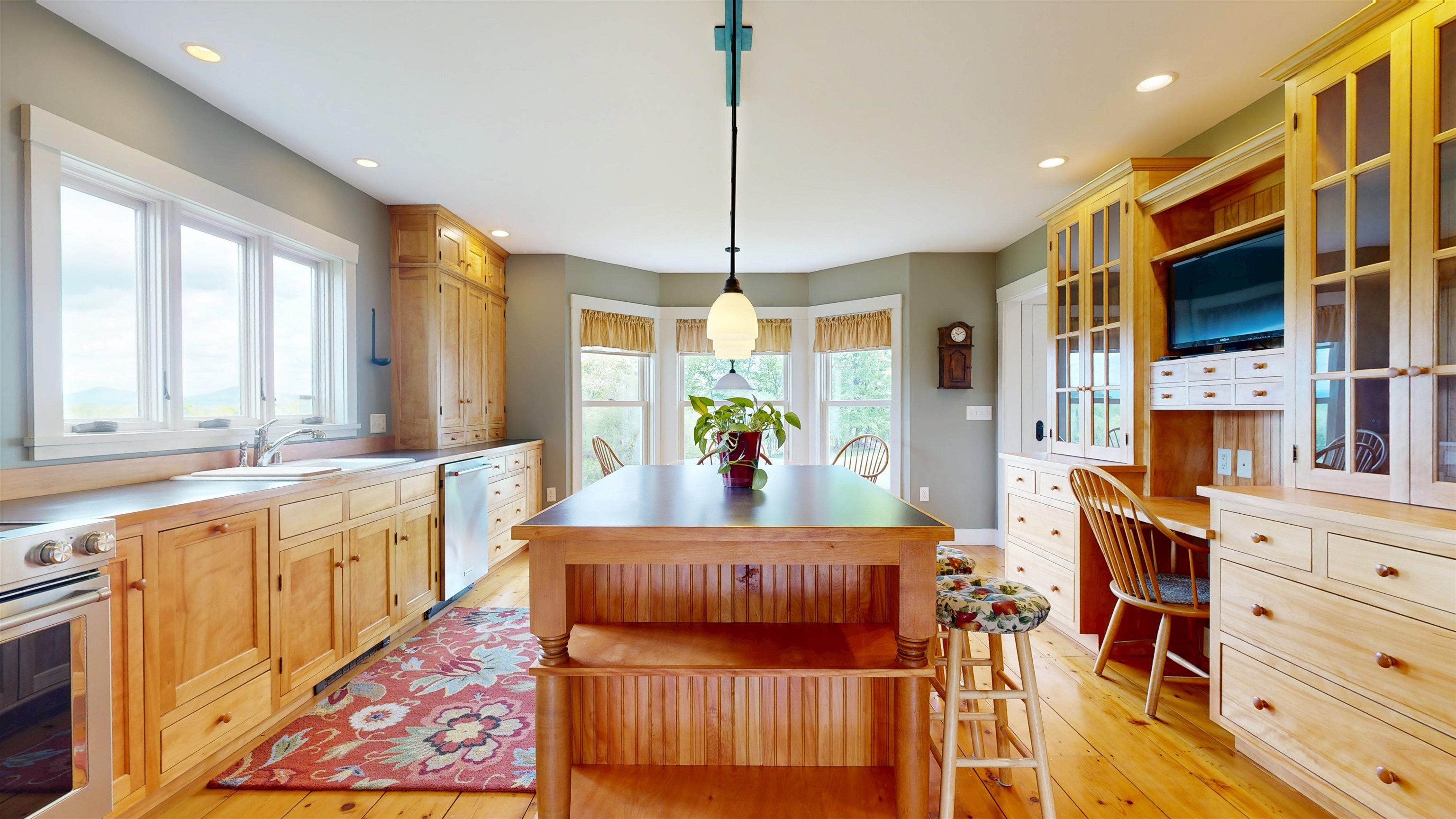 530 Brazier Road East Montpelier, VT 05651 - Photo 5 of 30