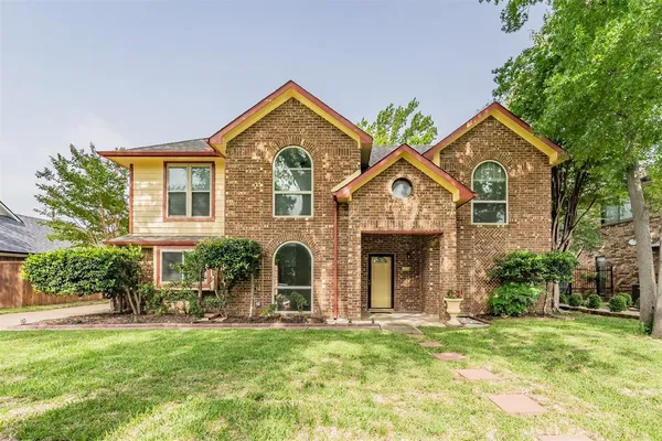 $549,900 | 4134 Woodland Court, Grapevine, TX 76051