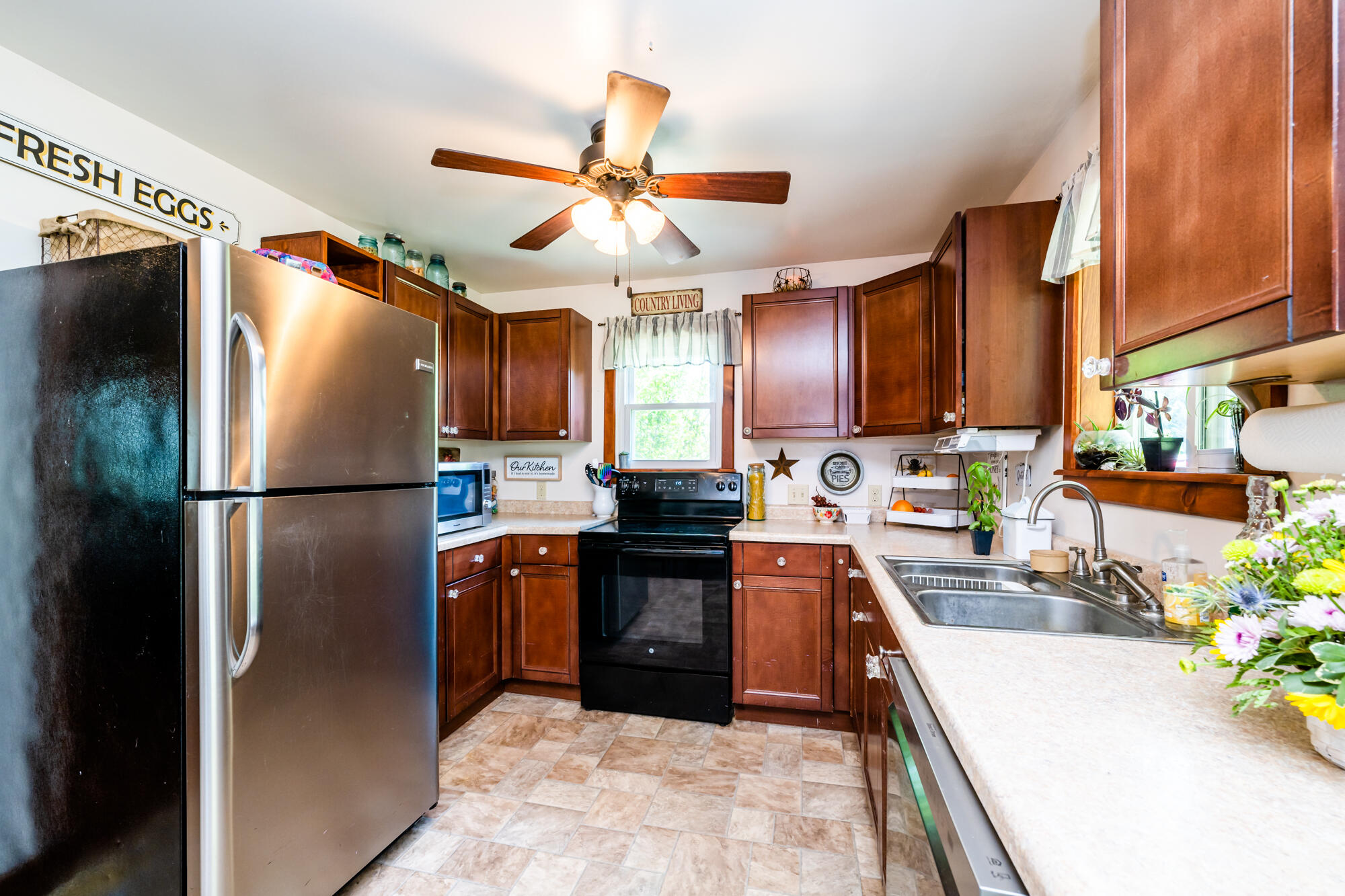 4438 Hartman Road Sodus, MI 49126 - Photo 4 of 52 Hartman-107