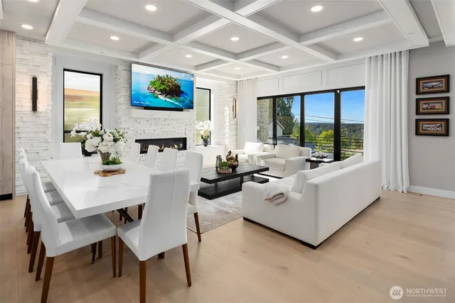 $3,798,990 | 17281 Southeast 43rd Street, Bellevue, WA 98006