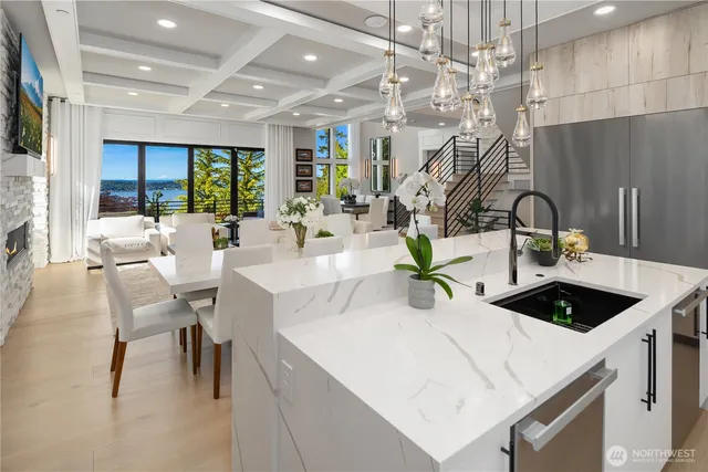 $3,798,990 | 17281 Southeast 43rd Street, Bellevue, WA 98006