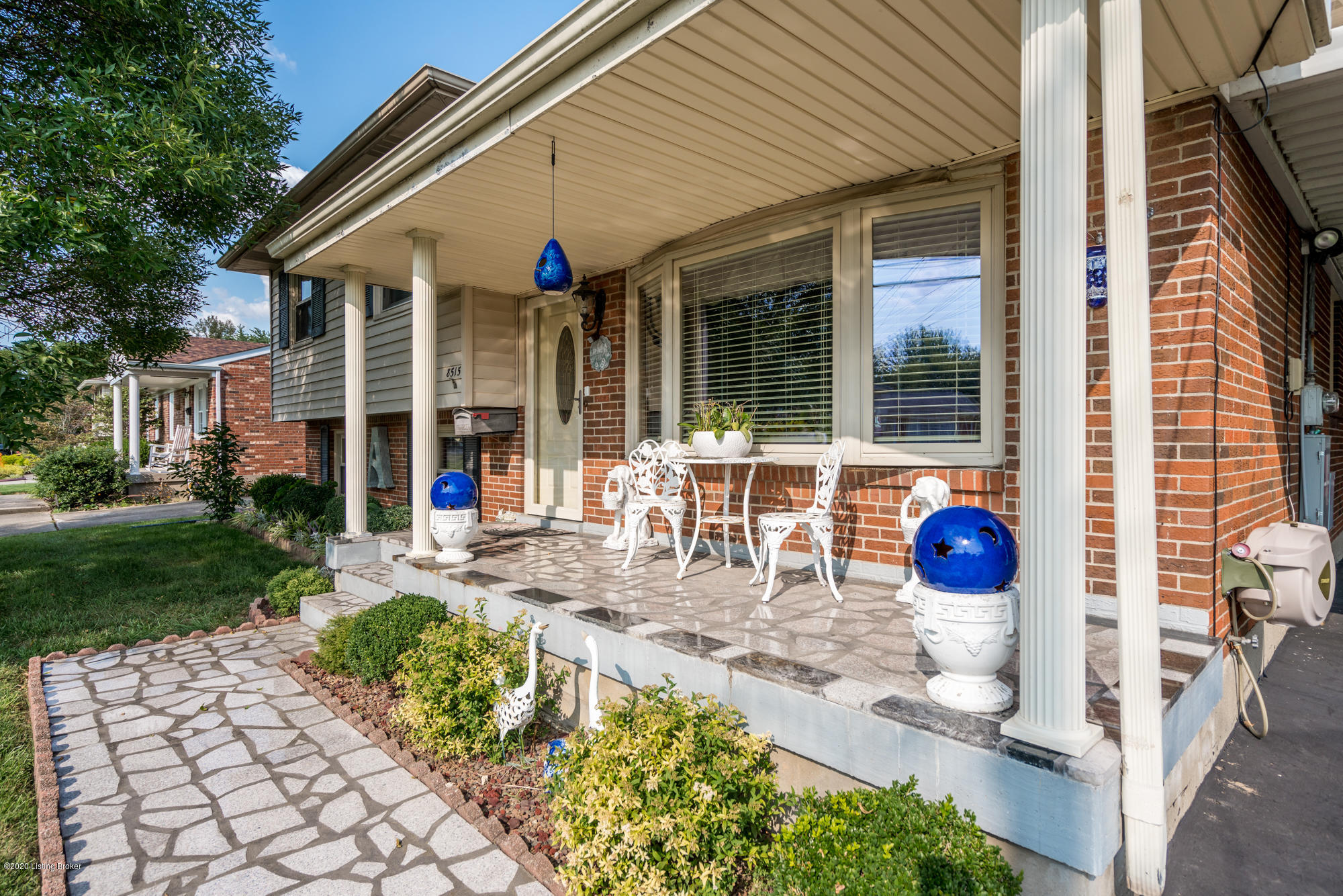 8515 Moody Road Louisville, KY 40219 - Photo 2 of 49 8510-47