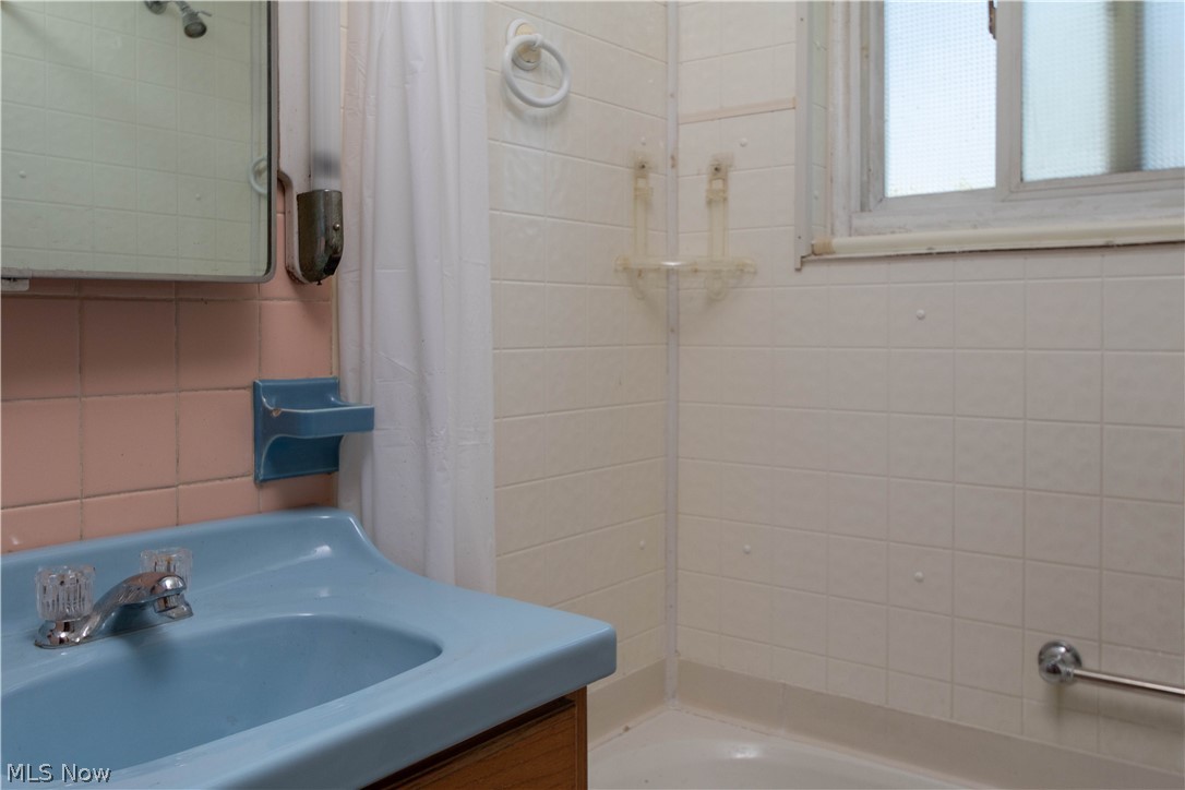 1157 Deforest Road Southeast Warren, OH 44484 - Photo 13 of 18 Gallery Image 13