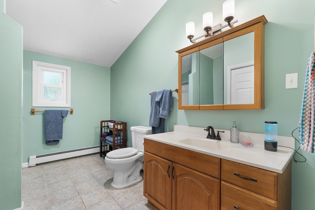 107 Old Mill Road Harvard, MA 01451 - Photo 12 of 33