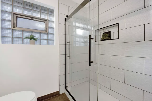 $259,900 | 12309 South Loomis Street, Calumet Park, IL 60827