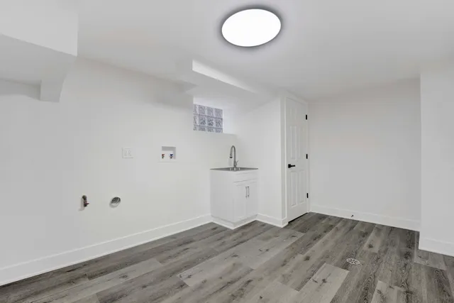 $259,900 | 12309 South Loomis Street, Calumet Park, IL 60827