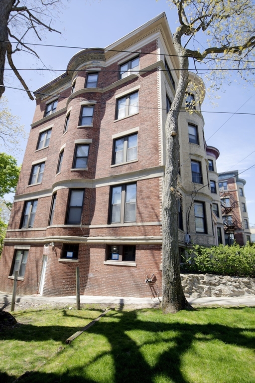 44 Cummings Road, Unit 2 Boston, MA 02135 - Photo 25 of 26