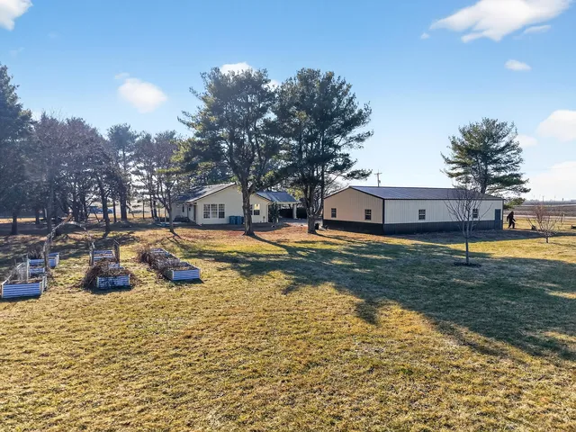 $300,000 | 1408 North Us Highway, Lostant, IL 61334