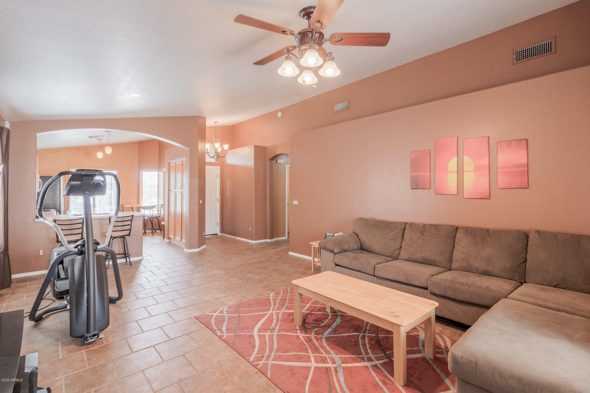 4324 East Rowel Road Phoenix, AZ 85050 - Photo 6 of 16 Living Room