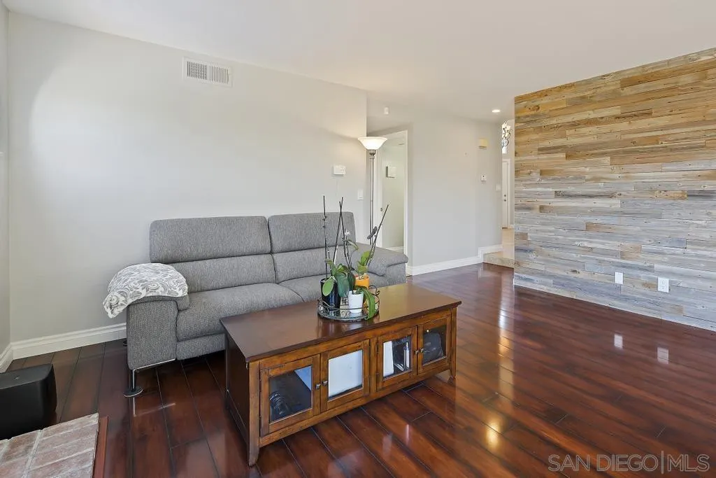 11659 River Rim Road San Diego, CA 92126 - Photo 10 of 36 Gallery Image 10