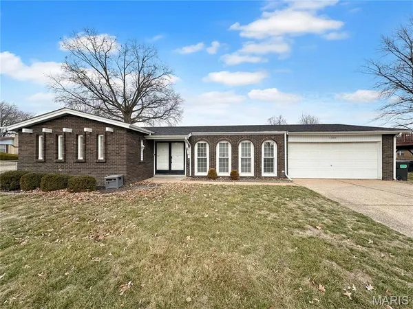 $190,000 | 1321 Salem Drive, Belleville, IL 62221