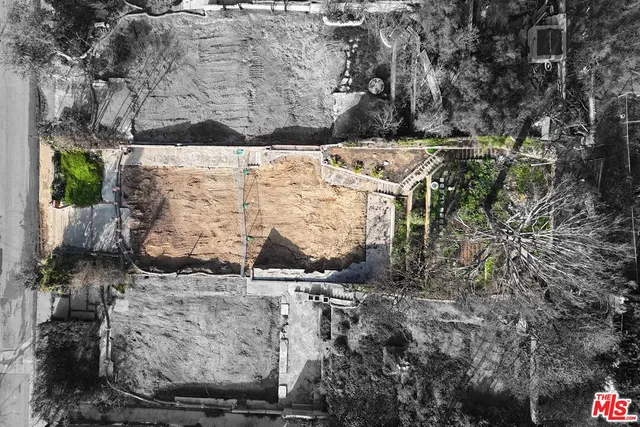 a view of outdoor space