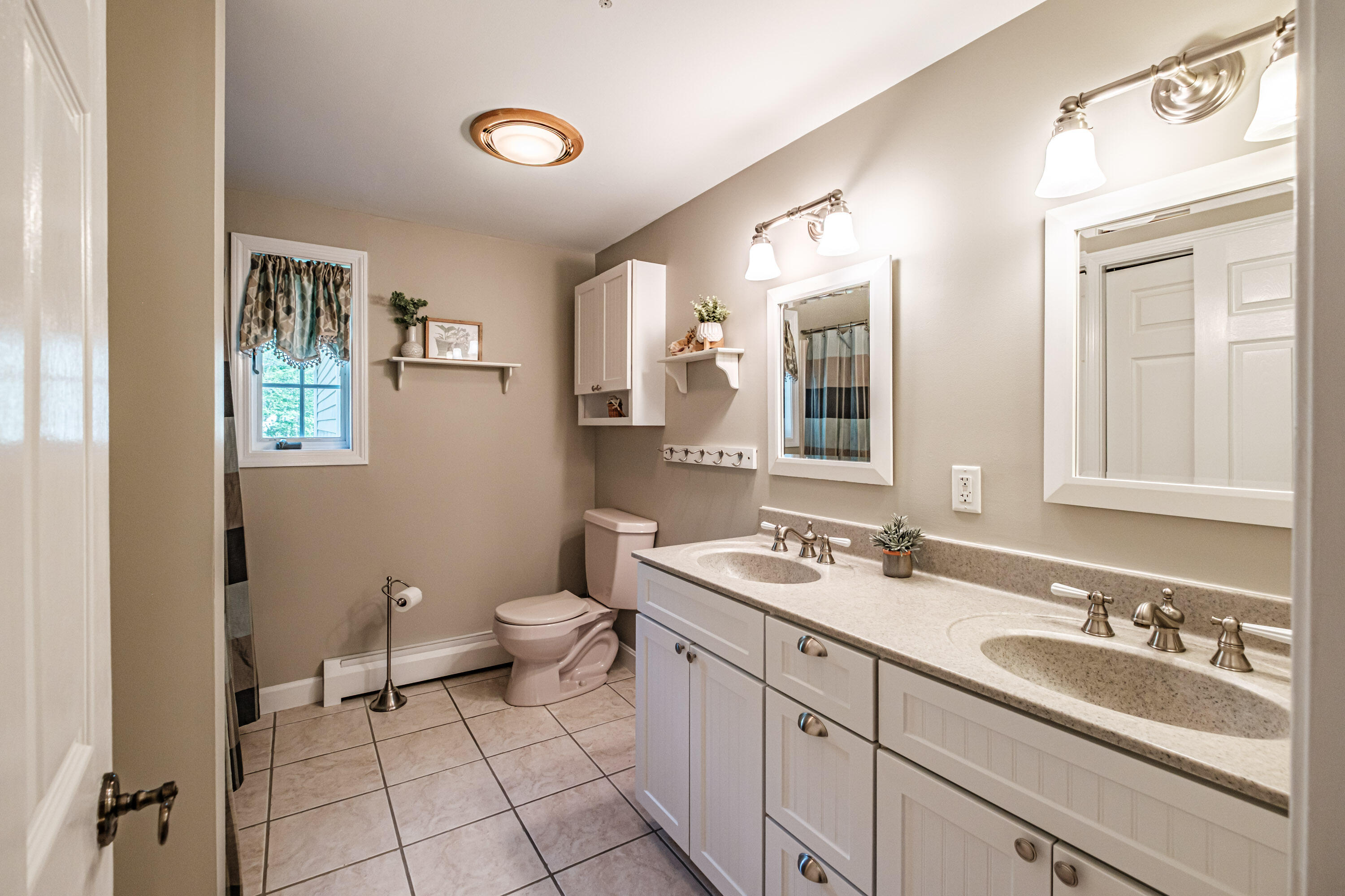 18 Herrick Road Gorham, ME 04038 - Photo 73 of 158 20260520gp-62074