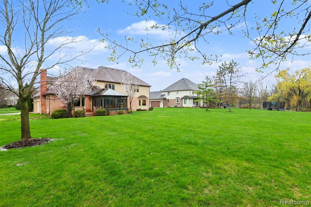 4091 Jacquelynn Court Rochester, MI 48306 - Photo 22 of 44 Gallery Image 22