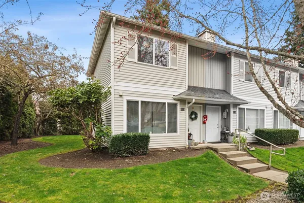 $299,995 | 4016 7th Street Southwest, Unit C115, Puyallup, WA 98373