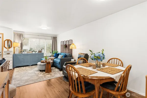 $299,995 | 4016 7th Street Southwest, Unit C115, Puyallup, WA 98373