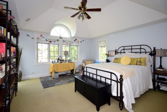323 North Merrill Street Park Ridge, IL 60068 - Photo 11 of 25 a bedroom with a bed couch and window