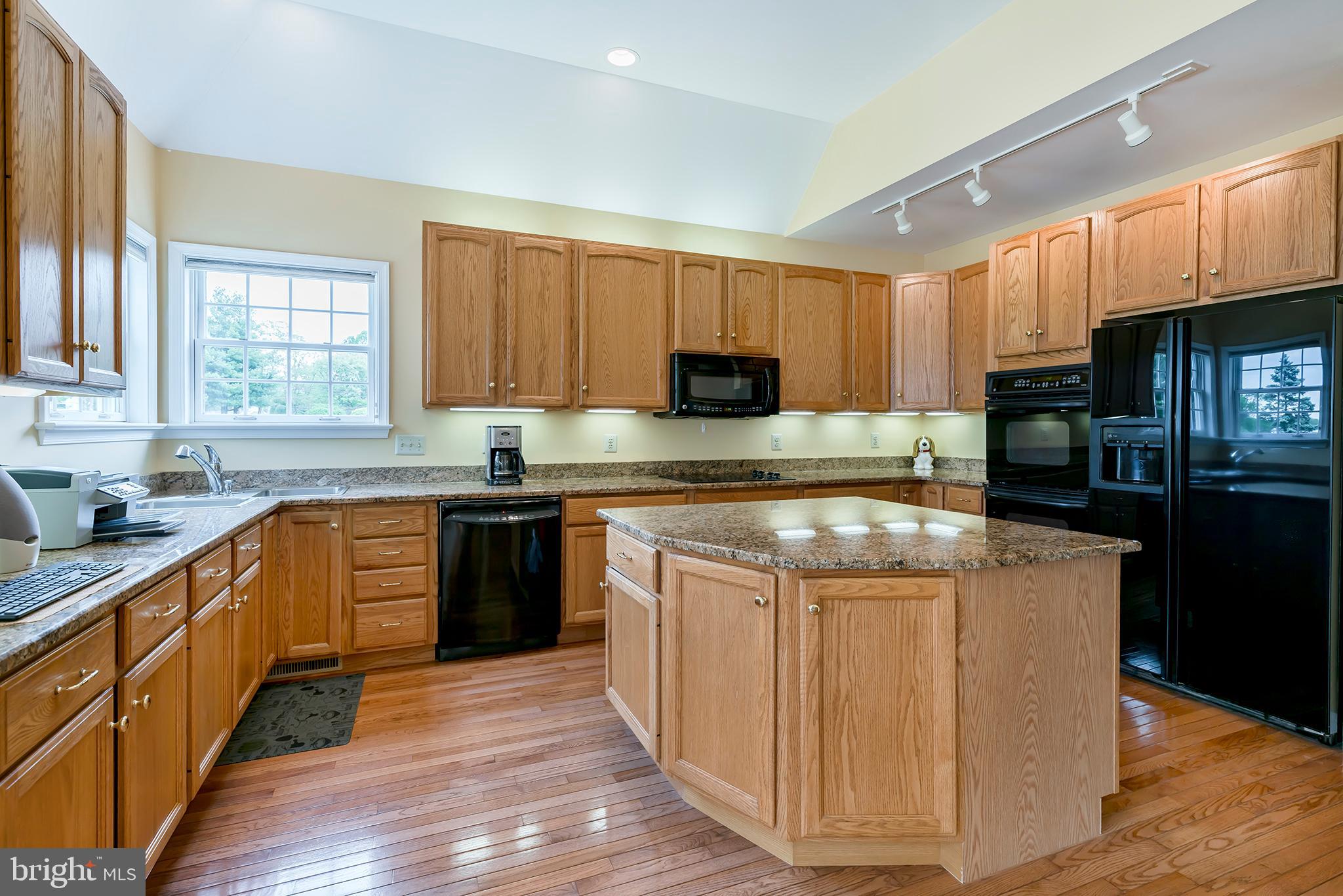 220 Sleepy Hollow Road Nottingham, PA 19362 - Photo 18 of 47 KItchen view two
