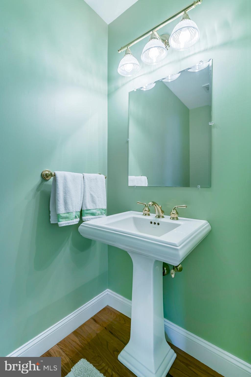 220 Sleepy Hollow Road Nottingham, PA 19362 - Photo 22 of 47 Powder room on first floor