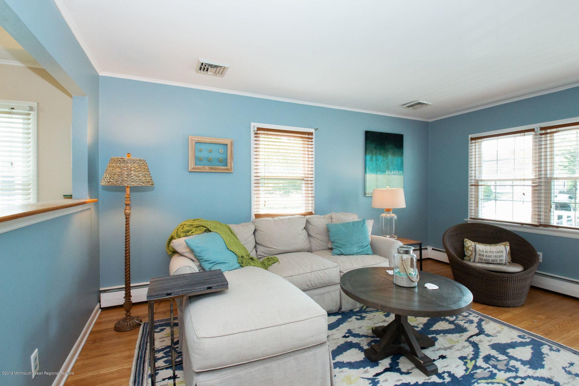 712 Ocean Road Spring Lake Heights, NJ 07762 - Photo 4 of 23 4