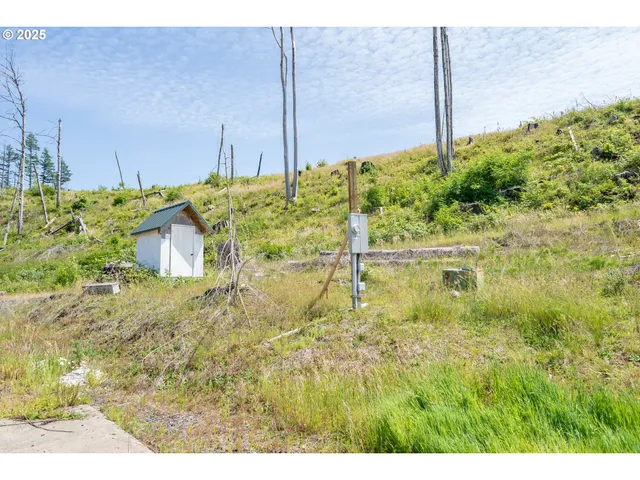 $799,900 | 51789 Gates Bridge East, Gates, OR 97346