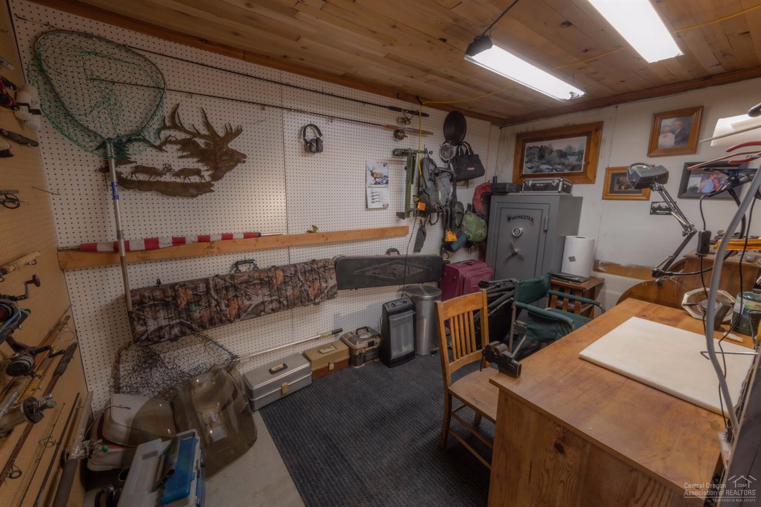24415 Dodds Road Bend, OR 97701 - Photo 19 of 22 tac room/sports room