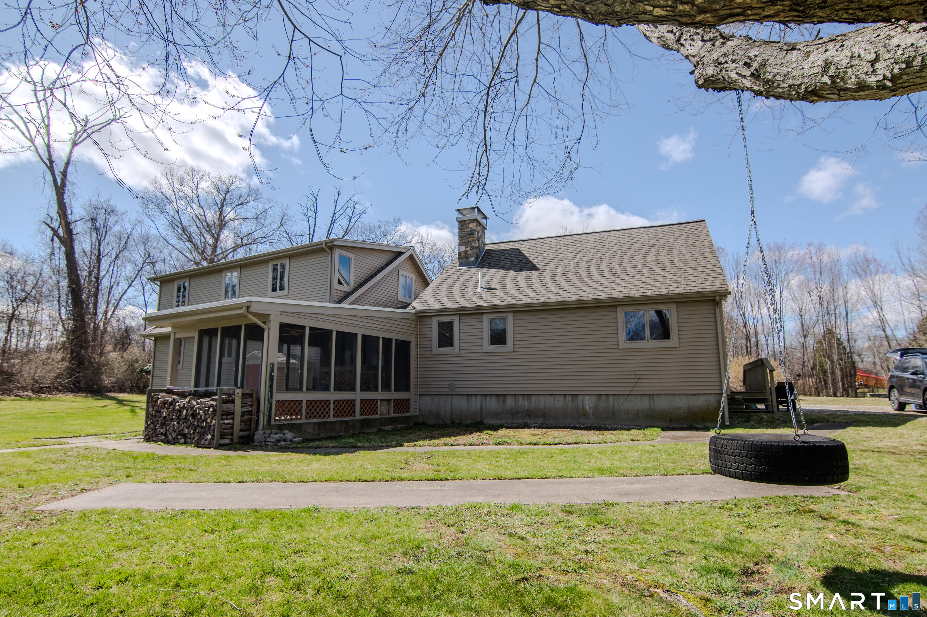 28 Walas Road Plainfield, CT 06354 - Photo 4 of 38