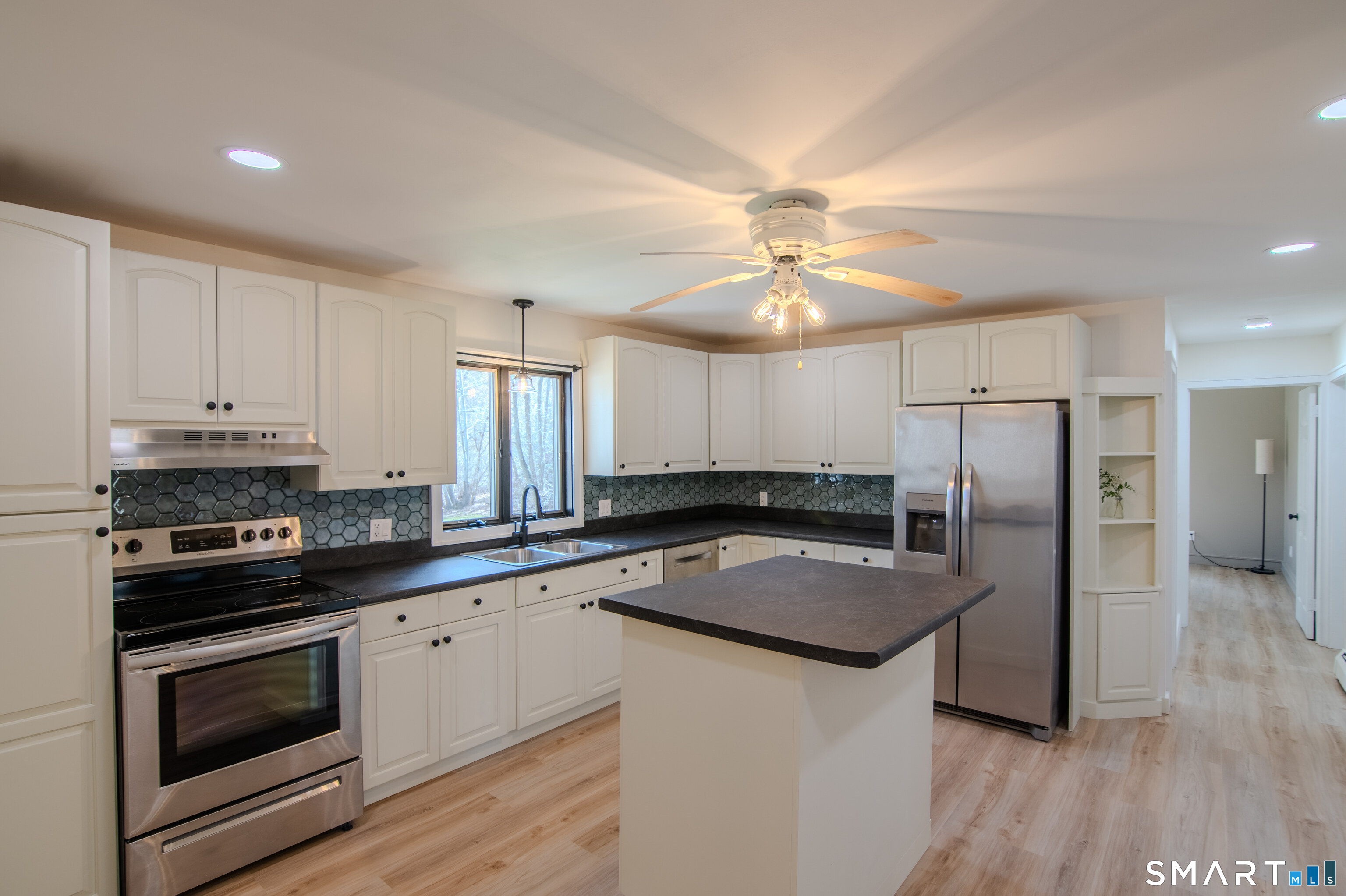 28 Walas Road Plainfield, CT 06354 - Photo 6 of 38