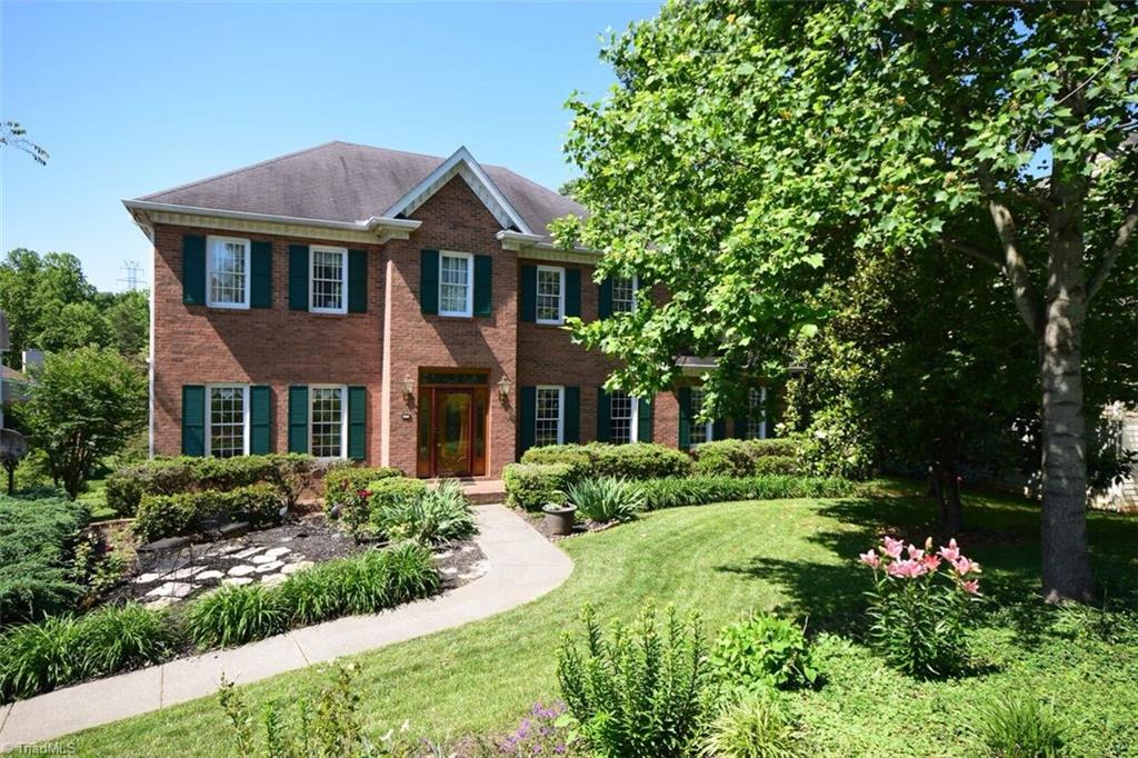 1005 Cross Gate Road Winston-Salem, NC 27106 - Photo 1 of 26