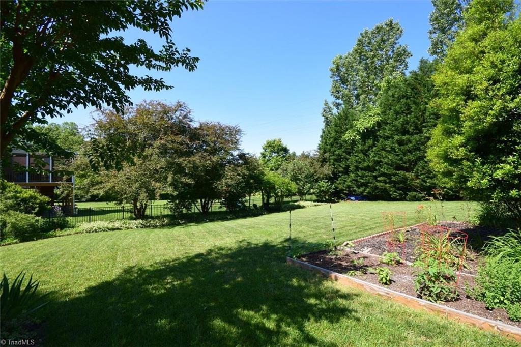 1005 Cross Gate Road Winston-Salem, NC 27106 - Photo 23 of 26