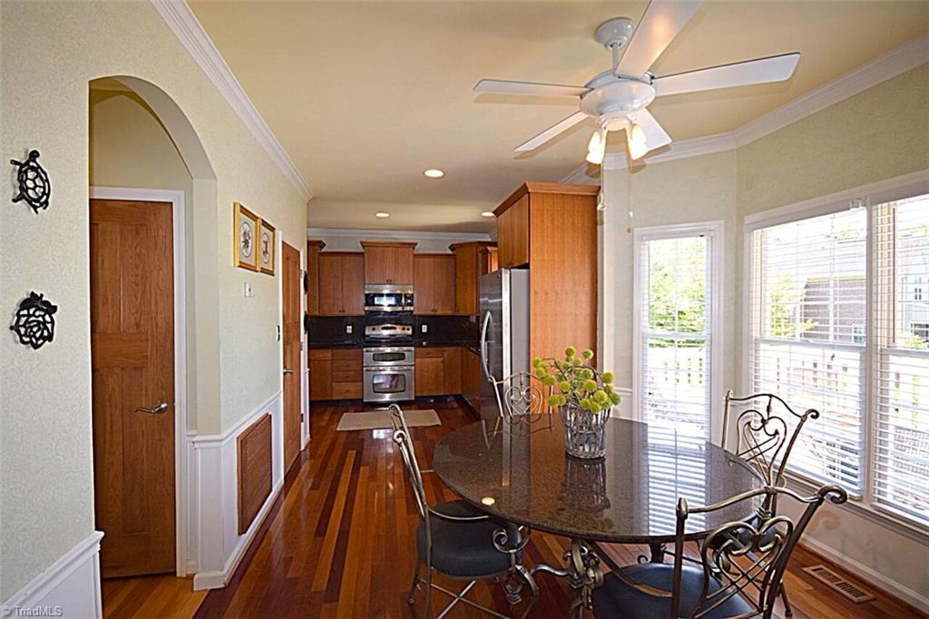 1005 Cross Gate Road Winston-Salem, NC 27106 - Photo 5 of 26