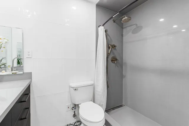 $1,098,000 | 55 Claremont Avenue, Unit 301, Redwood City, CA 94062