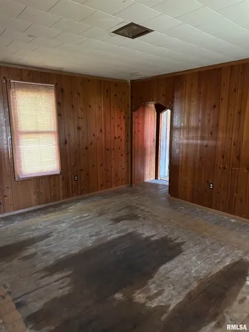 $28,000 | 824 Linden Street, Delavan, IL 61734