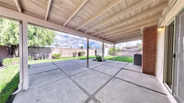 a view of walk in closet