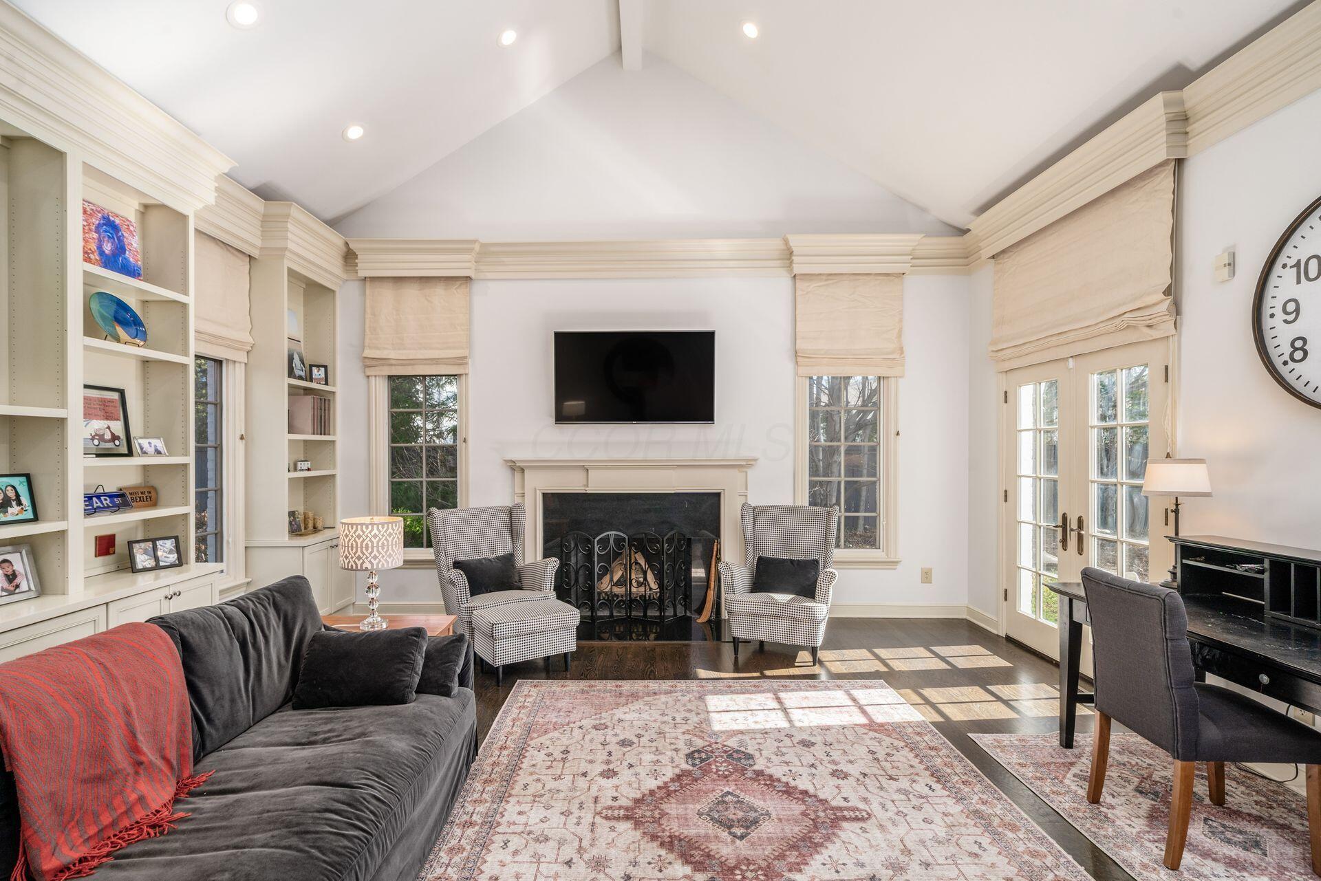 250 Ashbourne Road Bexley, OH 43209 - Photo 22 of 73 Great Room