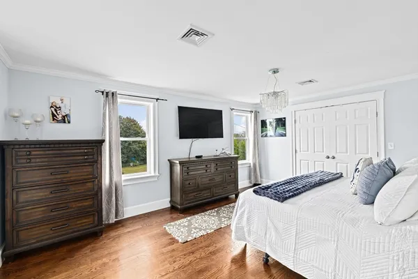$1,249,999 | 2 6th Street, Hull, MA 02045