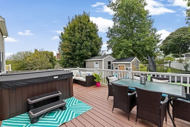 $1,275,000 | 2 6th Street, Hull, MA 02045