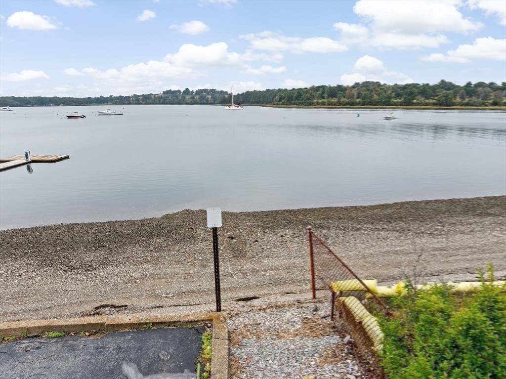 2 6th Street Hull, MA 02045 - Photo 4 of 42