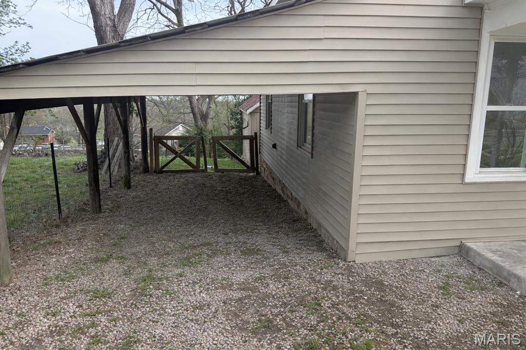 341 Spruce Street Bourbon, MO 65441 - Photo 6 of 32