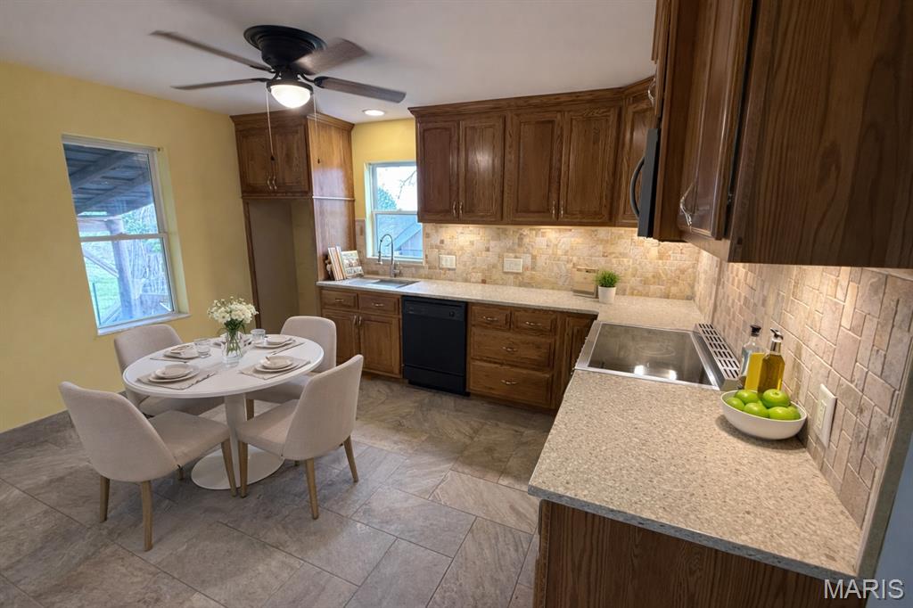 341 Spruce Street Bourbon, MO 65441 - Photo 9 of 32