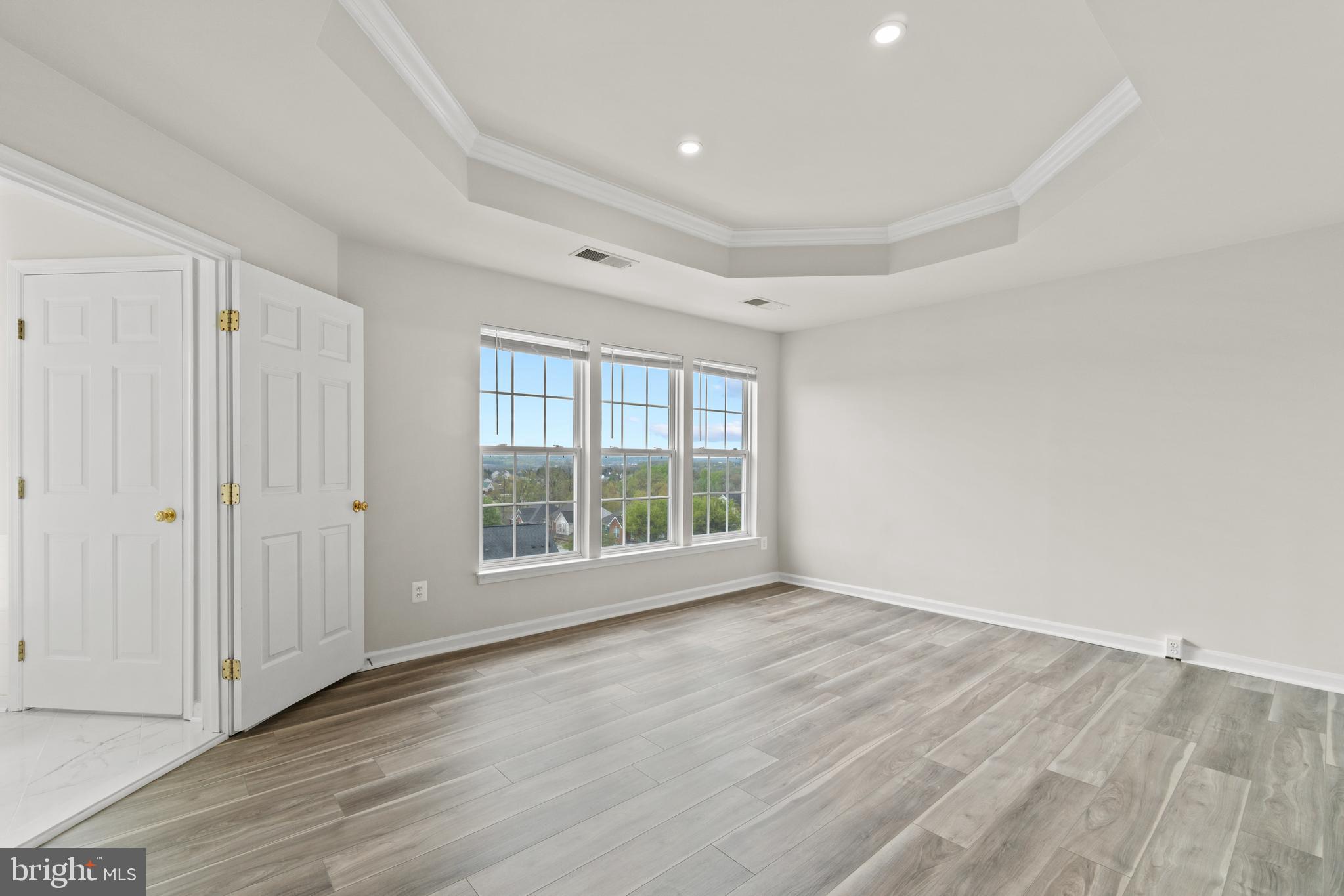 19199 Sweig Terrace Leesburg, VA 20176 - Photo 14 of 39